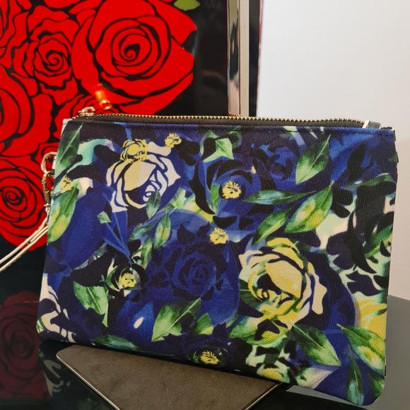 MANHATTAN Floral & Stripe Vegan Leather Wristlet NWTs - Picture 1 of 10